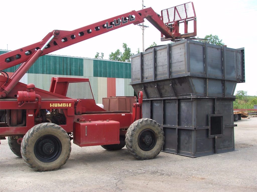 Forklift with Mold